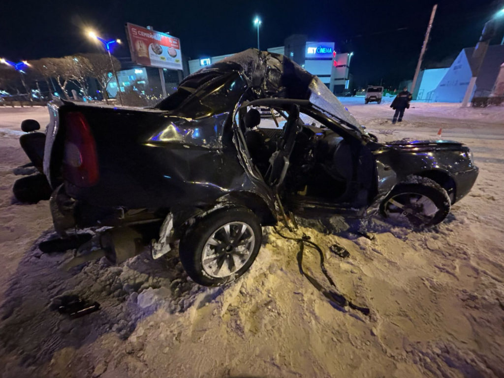 В Магнитогорске завершили расследование уголовного дела по факту аварии, которую устроил молодой парень, гоняя зимой на иномарке с резиной без шипов