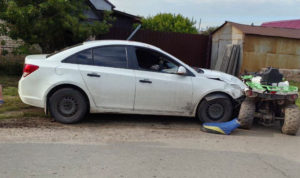 Чебаркуле столкнулись квадроцикл и легковушка