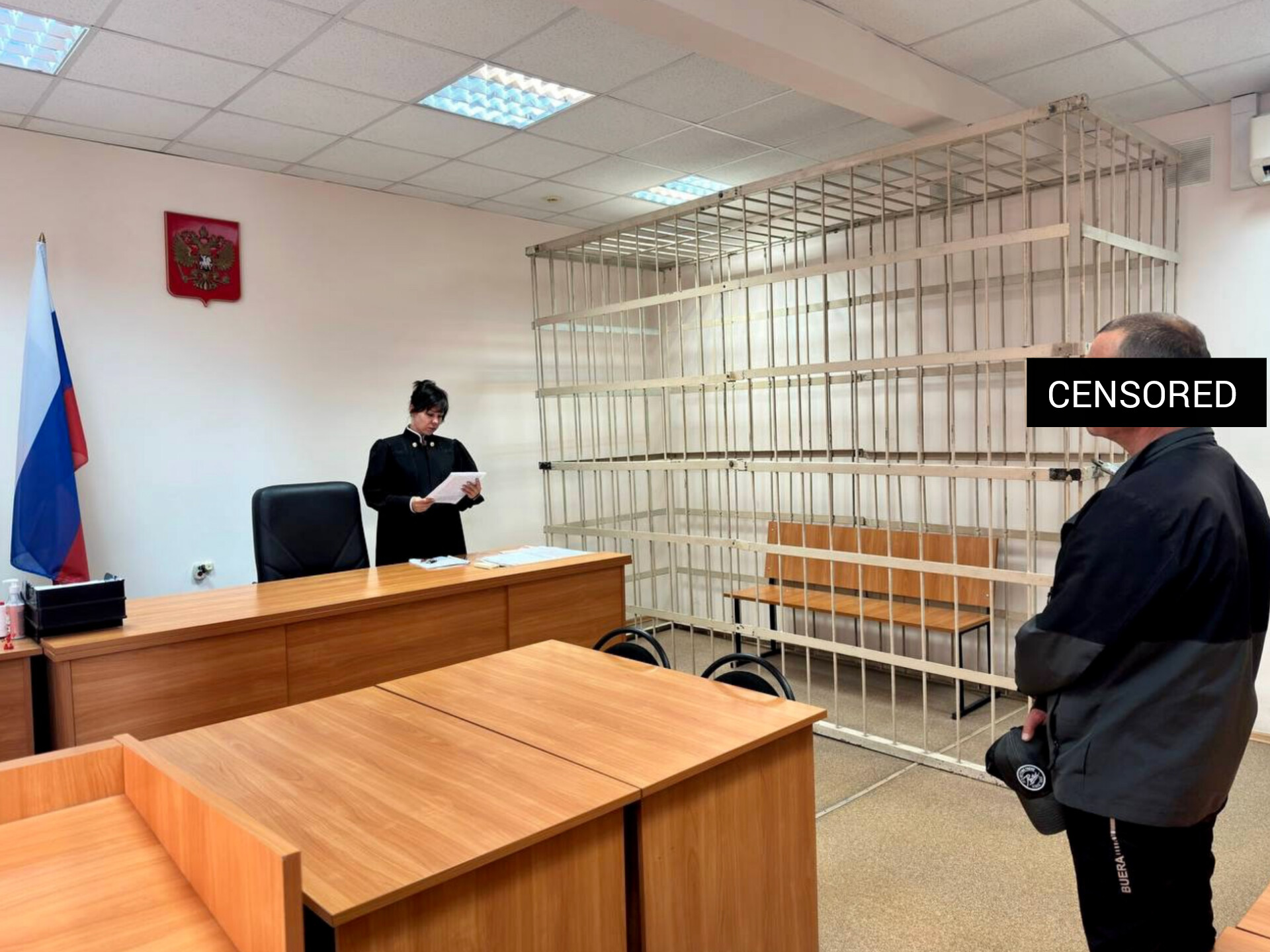 Челябинца арестовали за непристойное поведение на вокзале