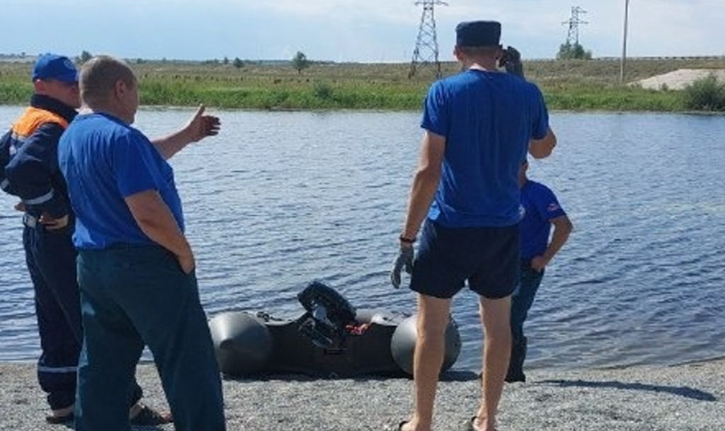 Спасатели ищут тело мужчины, который утонул в реке Гумбейка