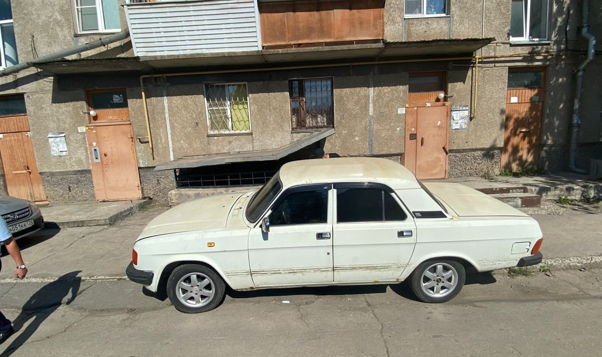 В Магнитогорске нашли водителя, который разбил две машины и скрылся с места аварии