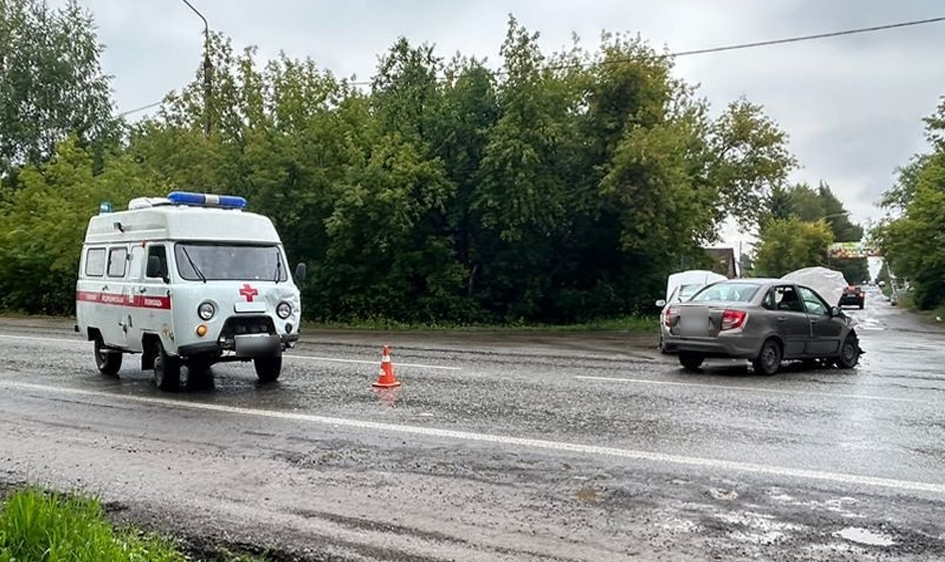 Ехала с мигалкой и звуком! В ГИБДД прокомментировали аварию со скорой в Магнитогорске