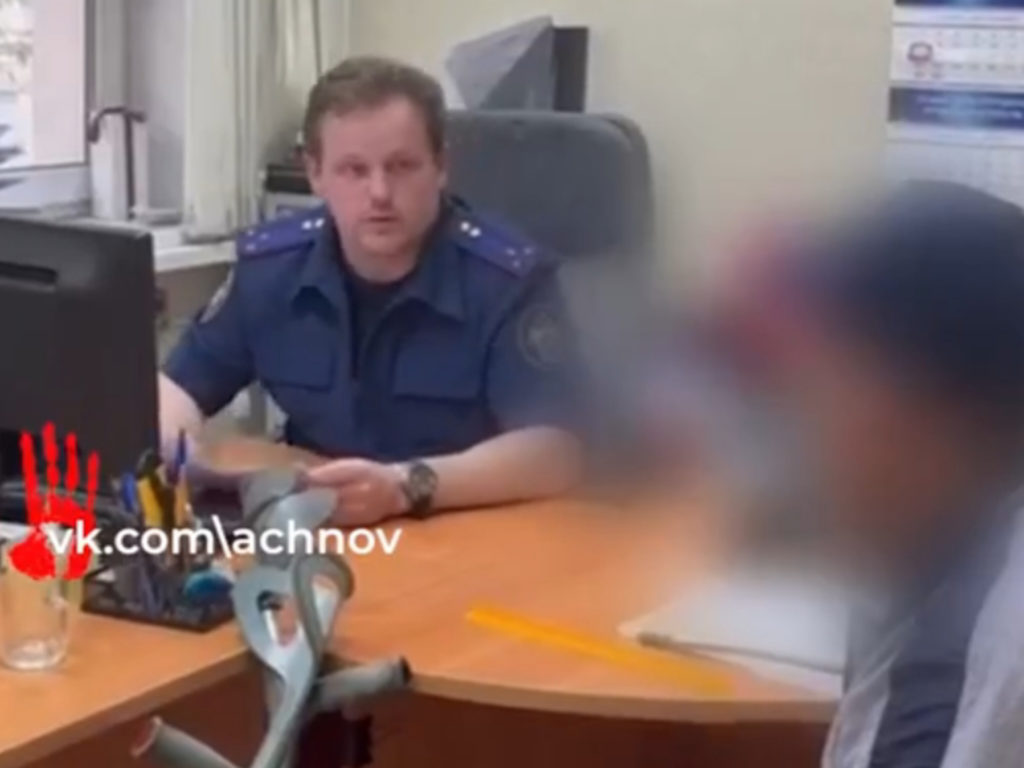 Трем челябинцам, обвиняемым в вымогательстве и жестоком избиении подростка избрали меру пресечения 