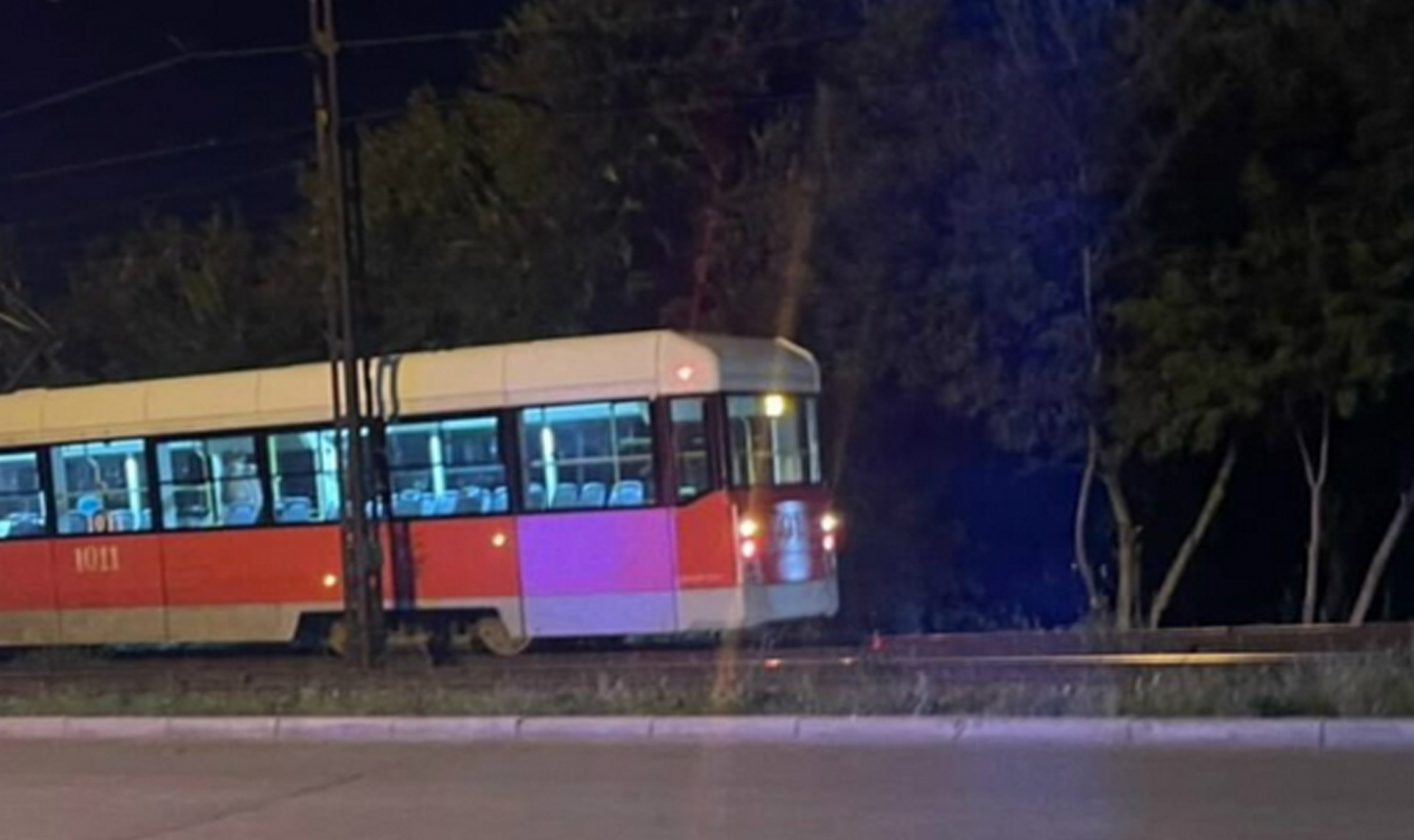 Не задавил пешеходов, зато травмировал 2-месячного ребенка!