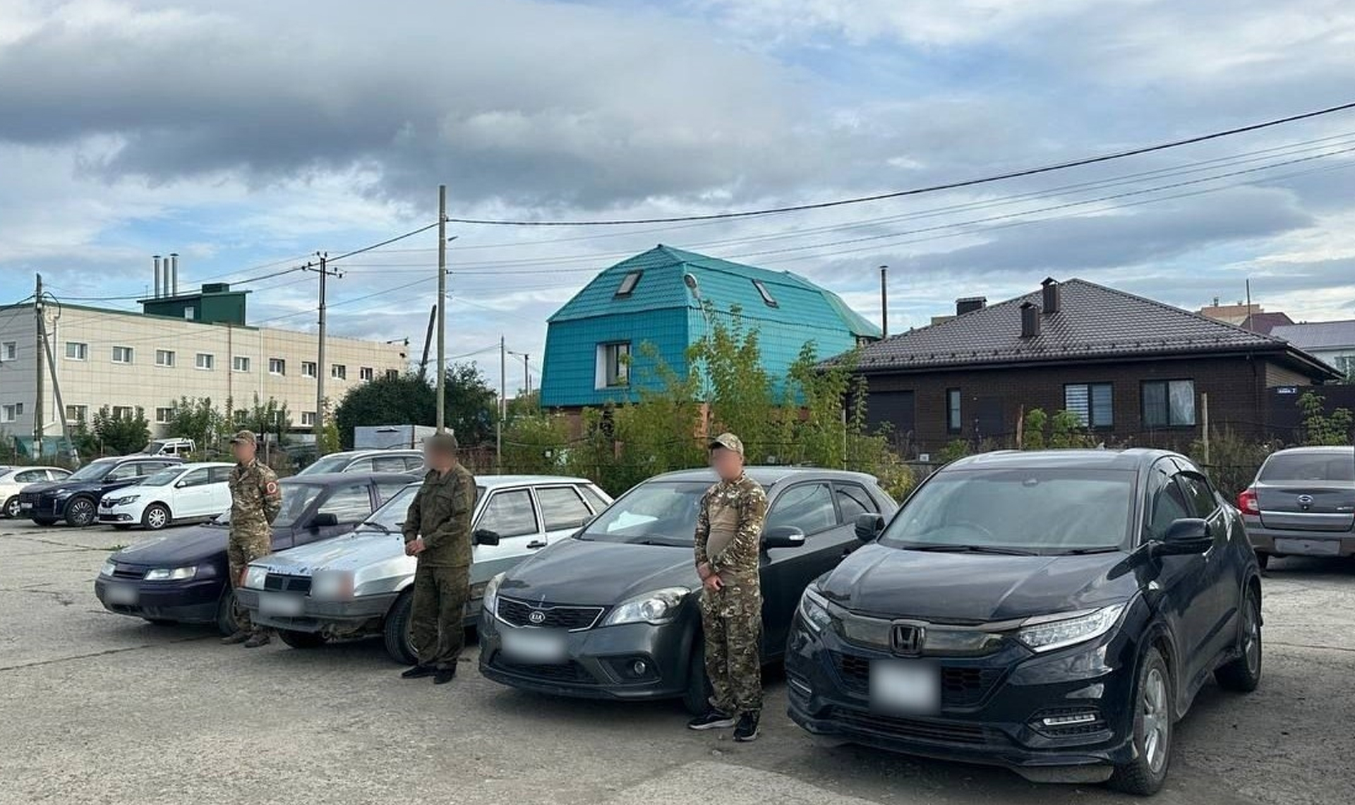 У нескольких жителей Чебаркуля за нарушение закона забрали автомобили