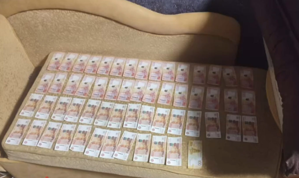 В Челябинске полиция задержала 28-летнего мужчину, который подозревается в продаже наркотиков