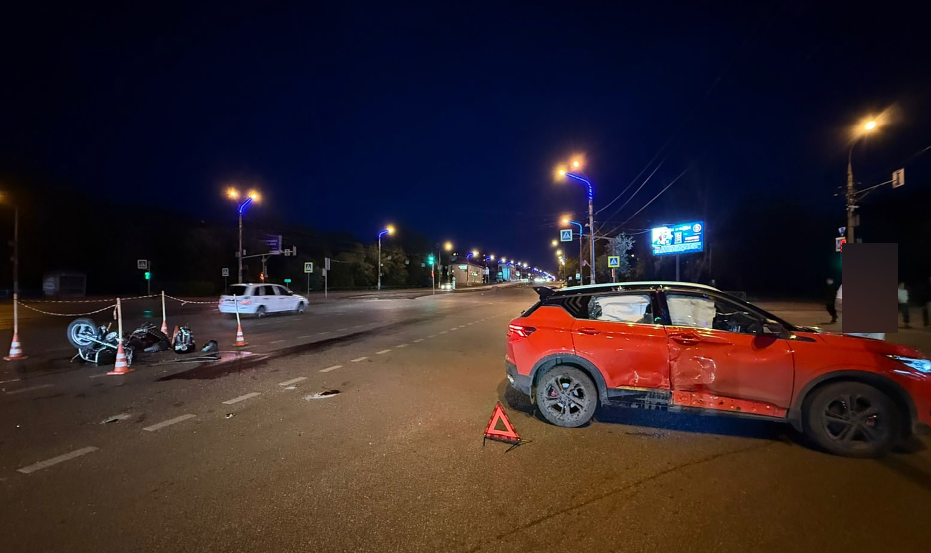 Водитель иномарки "переломал" мотоциклиста на дороге в Магнитогорске