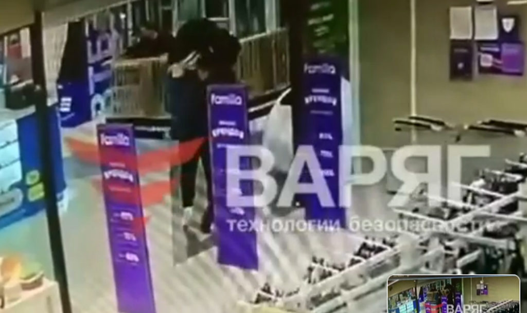 Стащить одежду в одном из магазинов пытались в Челябинске