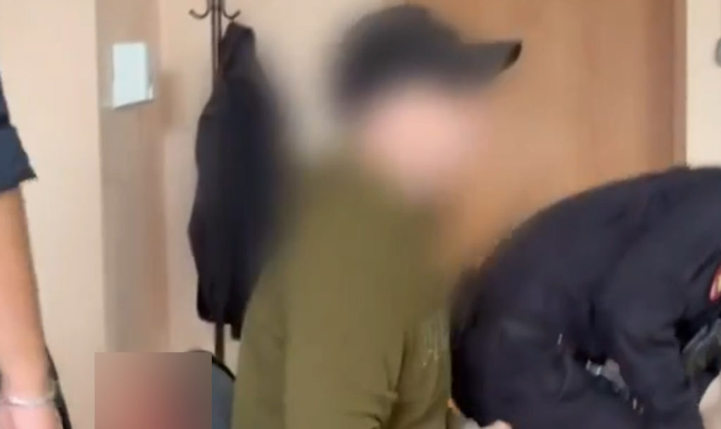 Бил ножом по телу и голове! В Магнитогорске пьяный мужчина зарезал человека