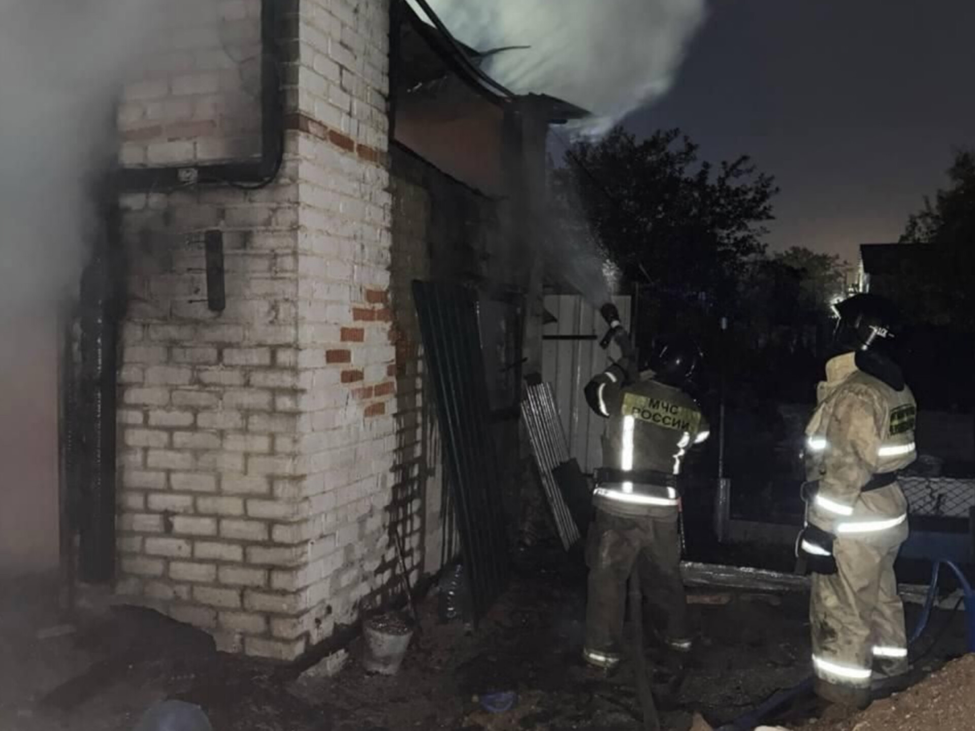 Дети чуть заживо не сгорели в челябинском СНТ "Садовод - Любитель 1"