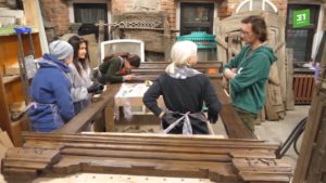 Реставрируют наличники