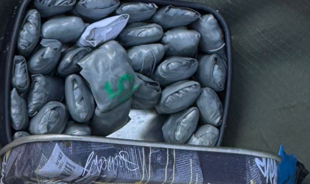 Многодетный отец попался в Челябинске с синтетикой и гашишем