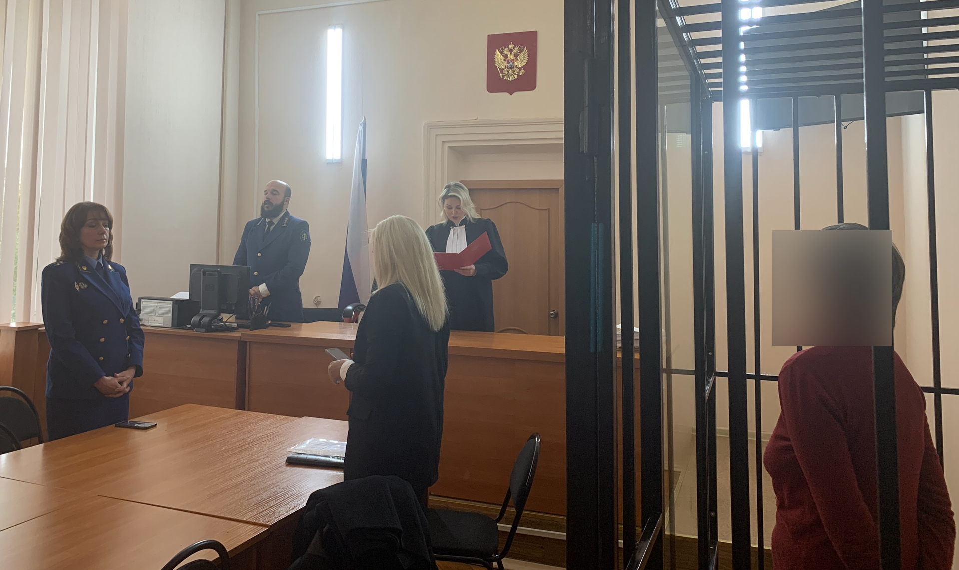 Челябинка воткнула нож в таз супругу, который ее избивал. Мужчина тут же умер