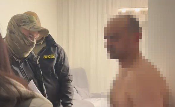 Кадры задержания подозреваемых в хищении