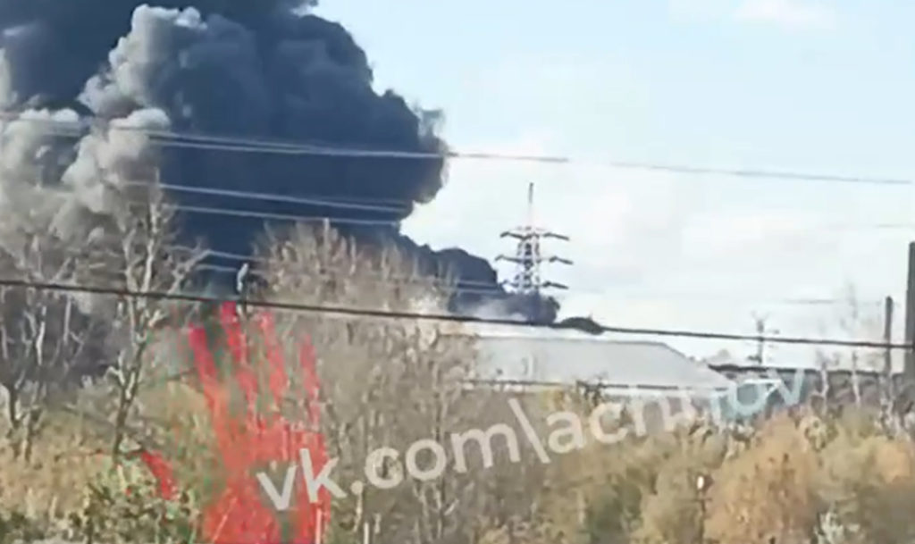 Крупный пожар в Тракторозаводском районе Челябинска