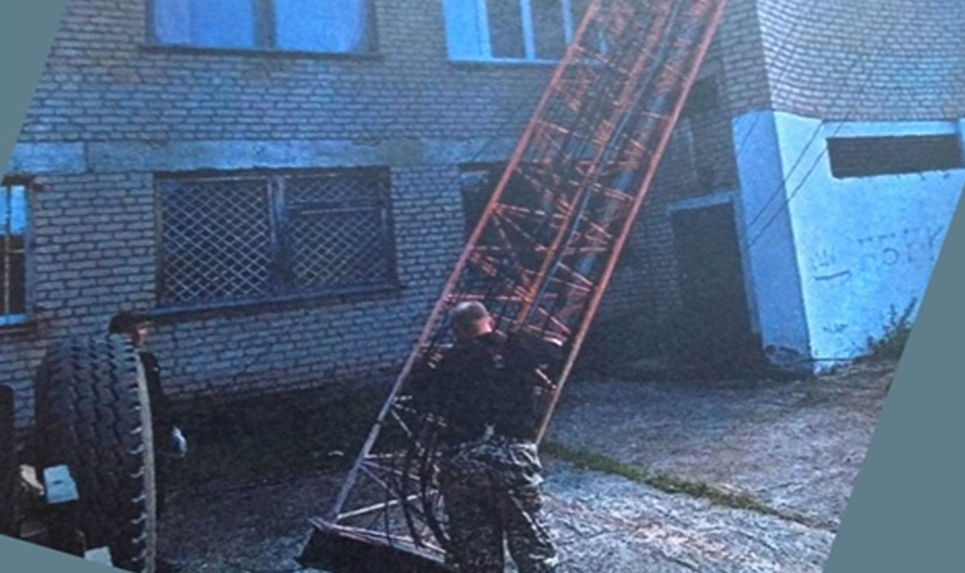 В Сатке судебные приставы занимались делом против мобильного оператора, который не выполнил решение суда