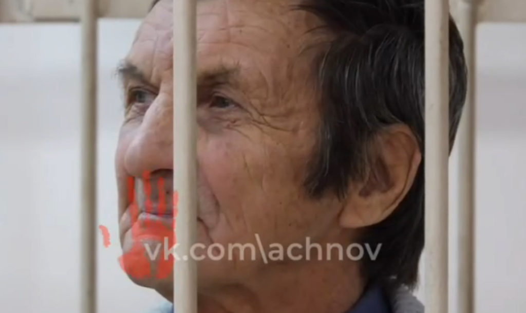 Пенсионер осужден за расправу над собутыльником. 77-летний челябинец зарезал друга и обокрал его