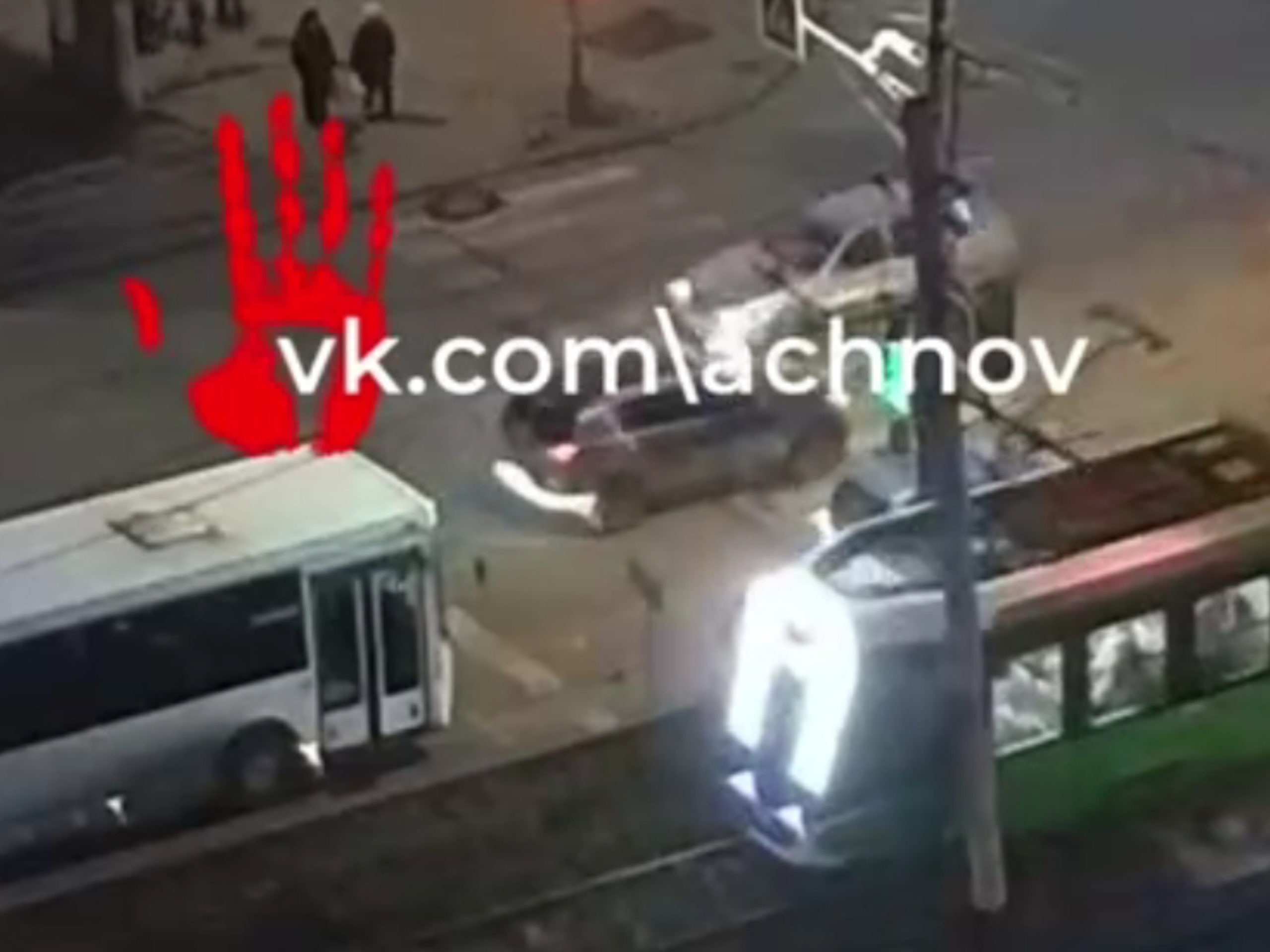 Авария из-за пешехода произошла в Челябинске