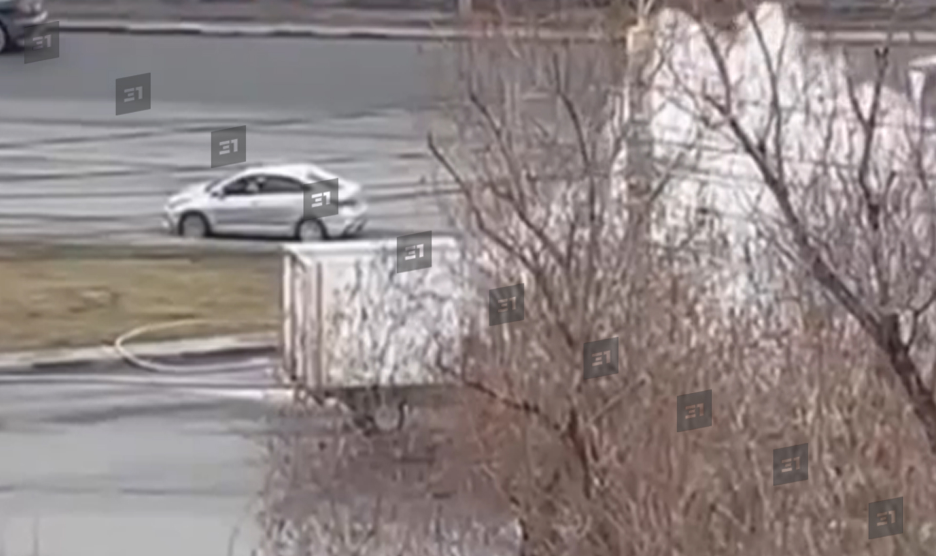 В Челябинске на ходу загорелась машина