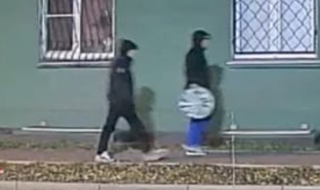 Пока вы праздновали День народного единства, он воровал!