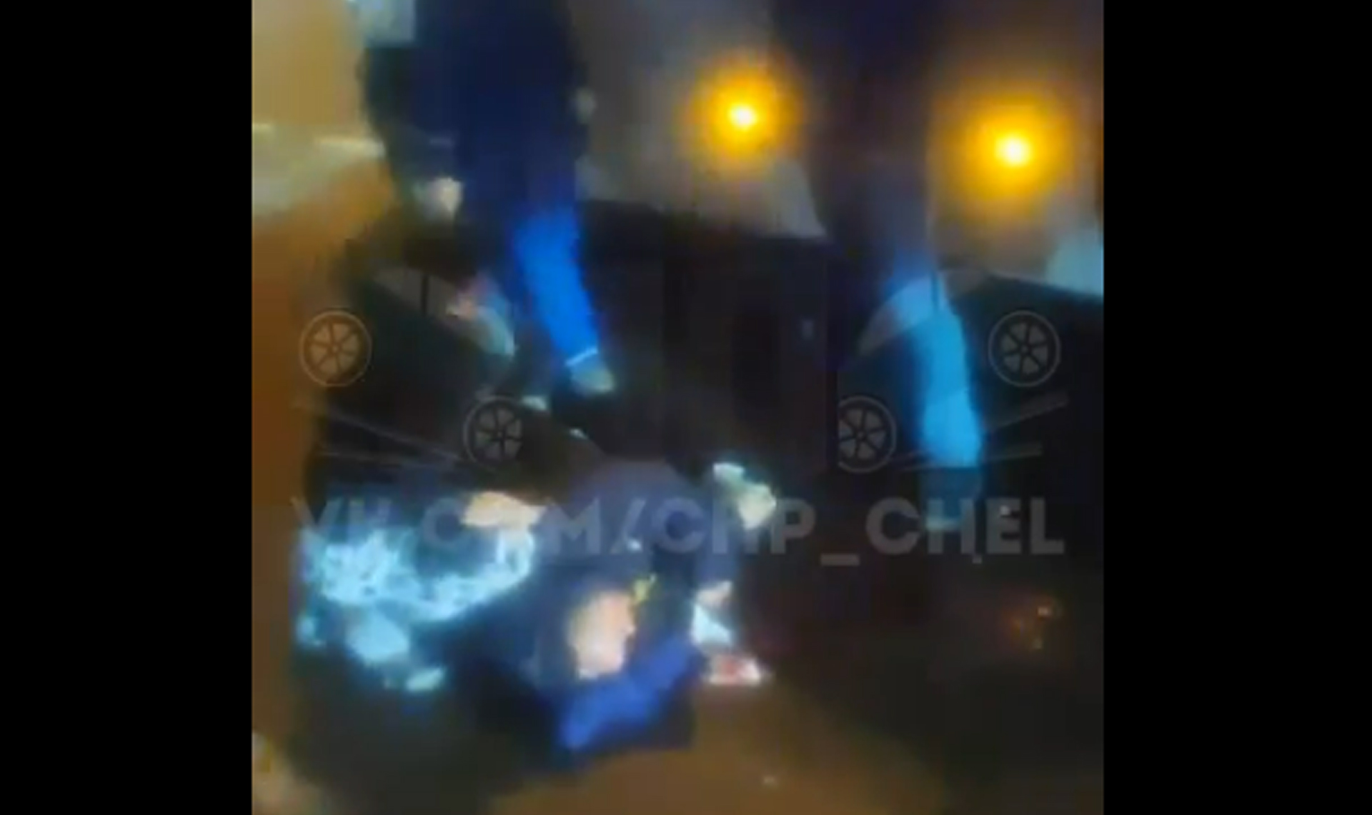 На Троицком тракте автомобилист сбил сразу двух пешеходов, которые переходили дорогу