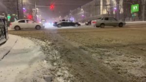 Сугробы на дорогах