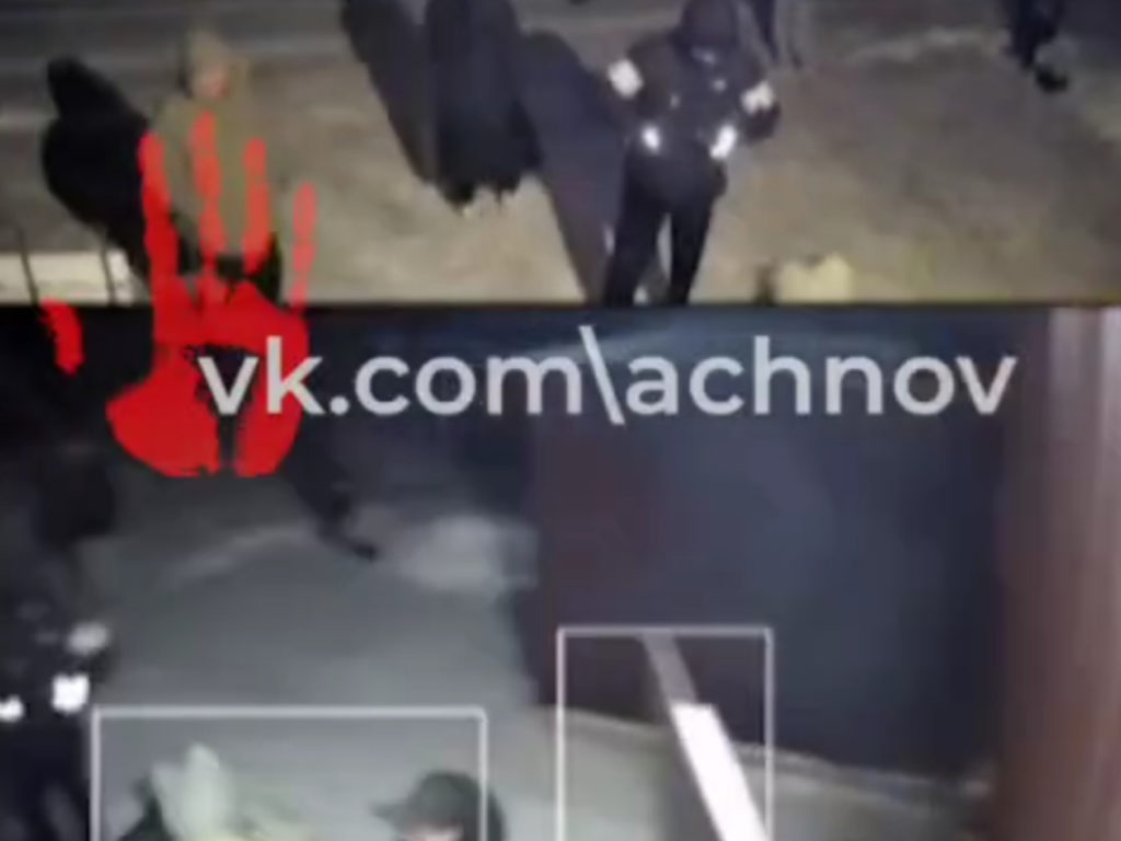 Виртуальная ссора подписчиков скандально-известной челябинской блогерши, закончилась нападением на семью и стрельбой из ракетницы