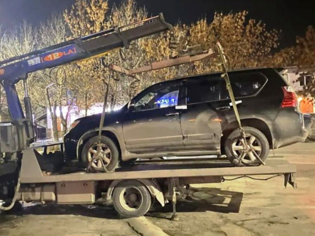 Как только арестовали машину, долги стали выплачиваться быстрее!