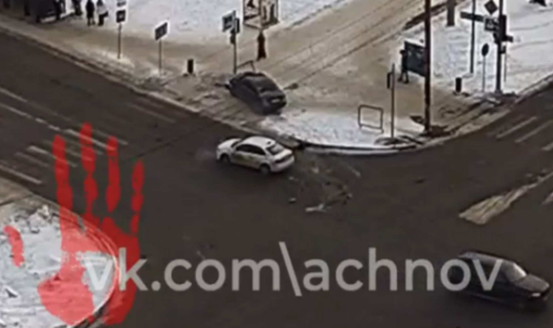 Чуть не задавил человека!