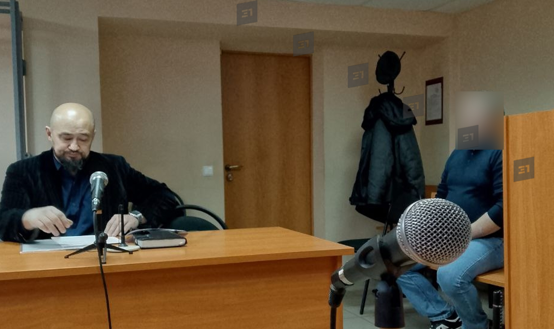 Челябинцу, который зарезал служебную овчарку Джесс в ее же дворе, не стали менять приговор