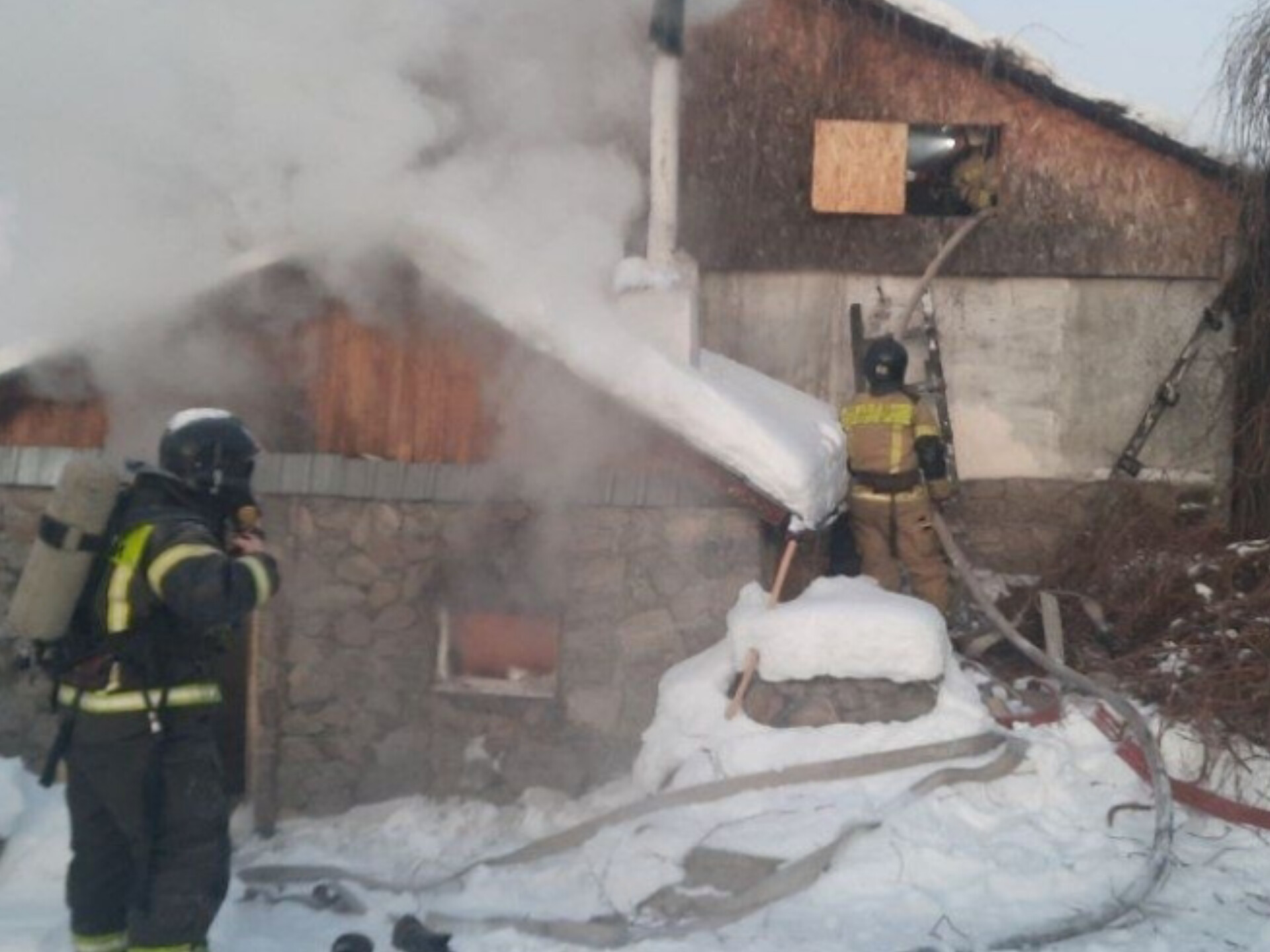 Из-за неисправной проводки без жилья рисковали остаться жители Каслей