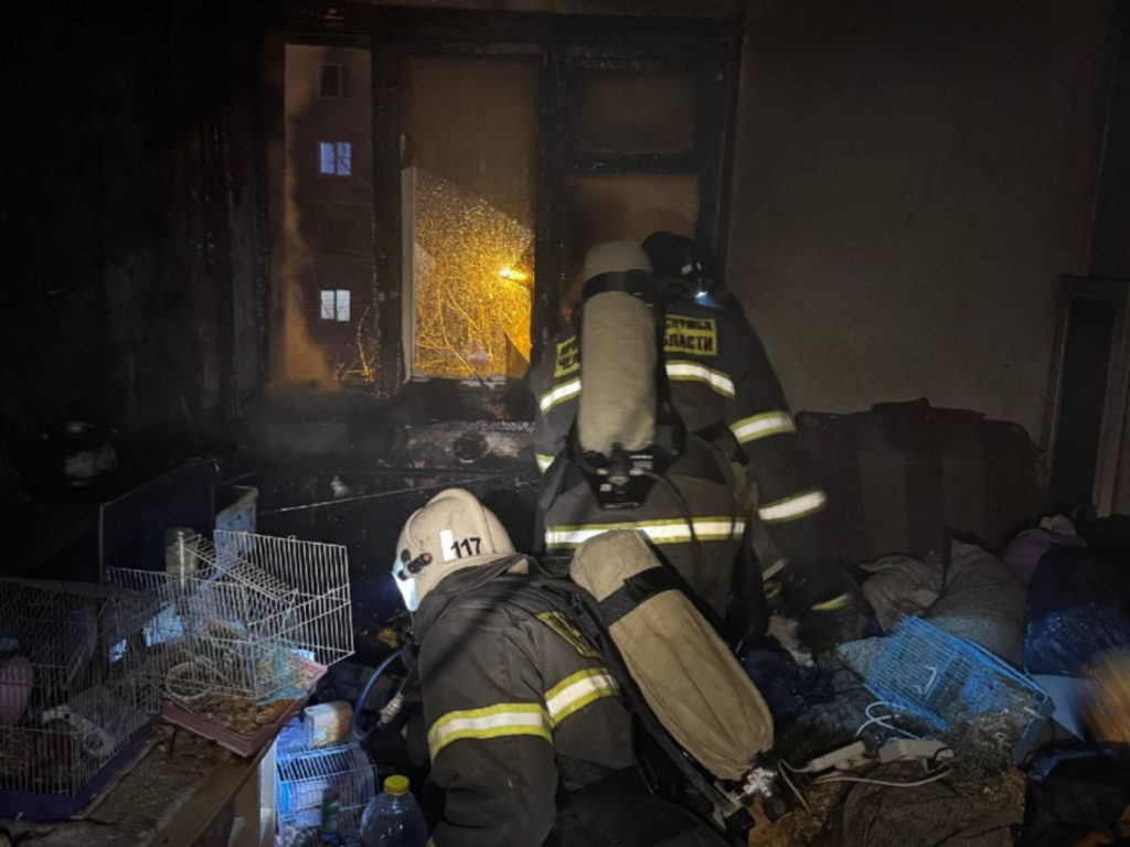 Ночной пожар в Кыштыме: пострадавшая получила ожог