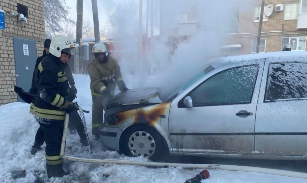 Иномарка сгорела в Вишневогорске