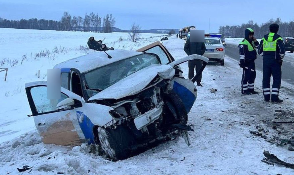 Две машины расхлестались на 70 км автодороги «Челябинск – Троицк»