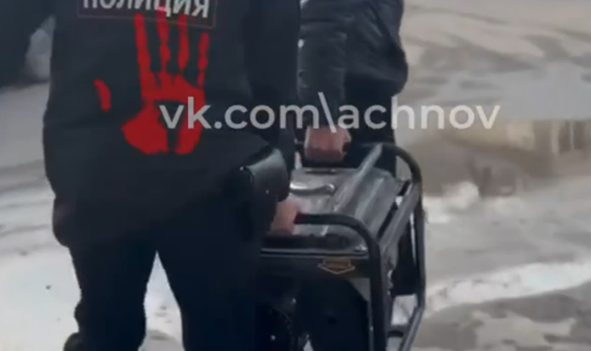 Молодой парень украл генератор у жителя Миасса