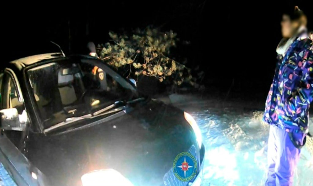 Зима не спешит прощаться: как две женщины пострадали в первый дня весны