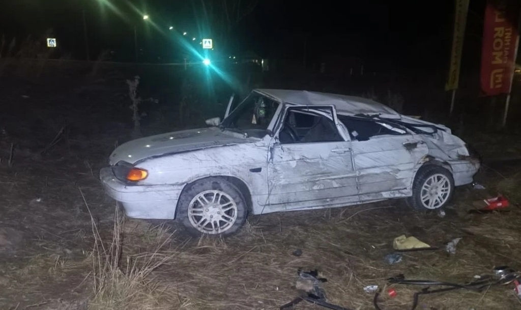 Двое подростков чуть не погибли, катаясь на машине с пьяным бесправником