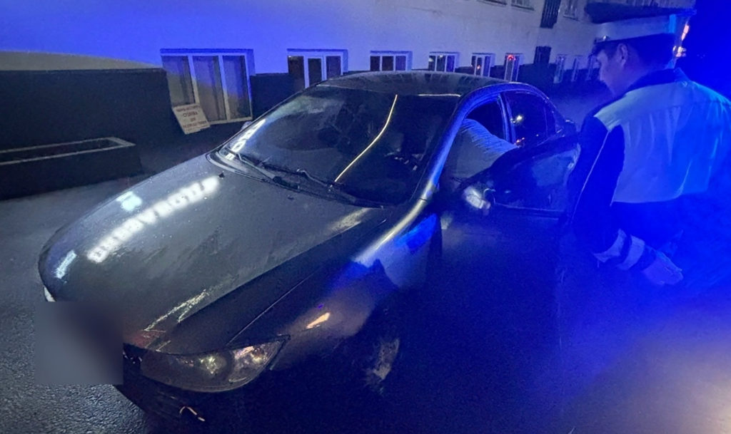 В Магнитогорске поймали пьяного водителя, который катал на машине двух маленьких детей