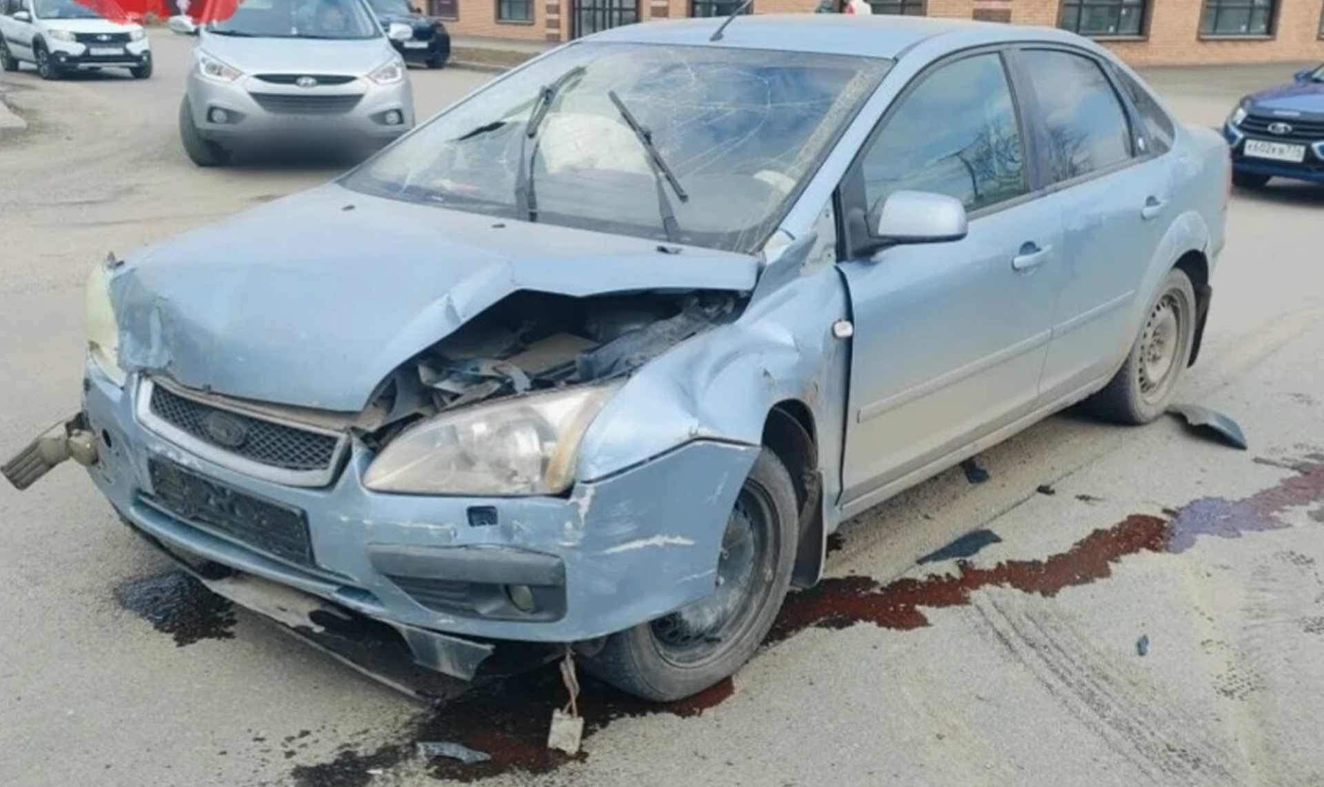 В Троицке разбились две машины - пострадала девушка