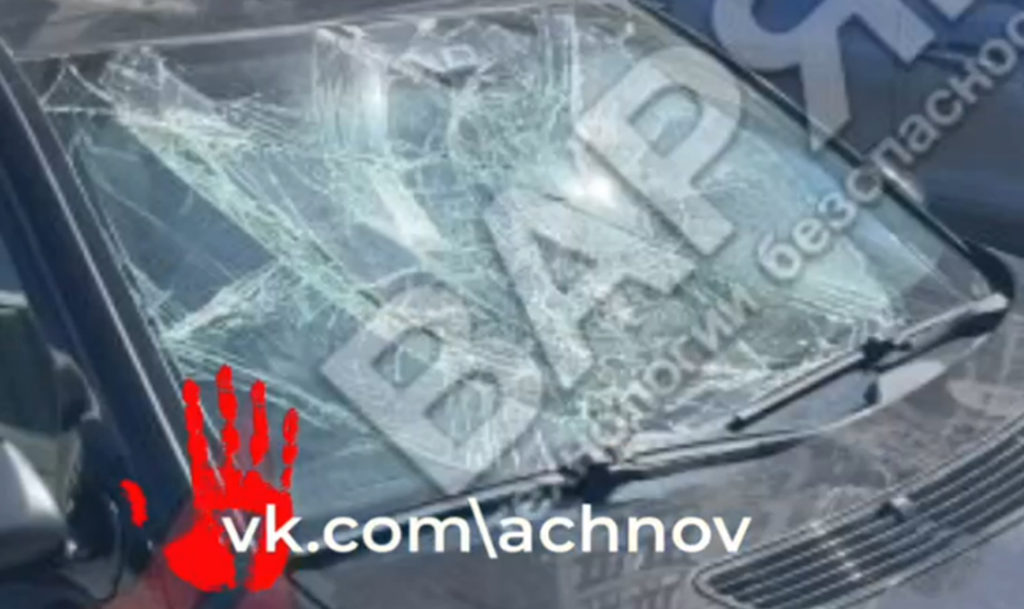 Мужчина разгромил чужие машины и пытался украсть несколько бутылок водки