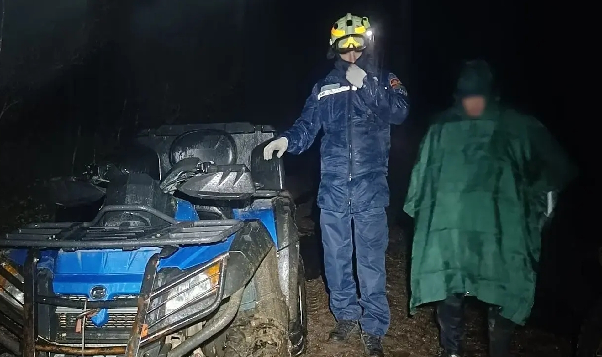 Покатушки в непогоду с друзьями едва не стоили троим южноуральцам жизни
