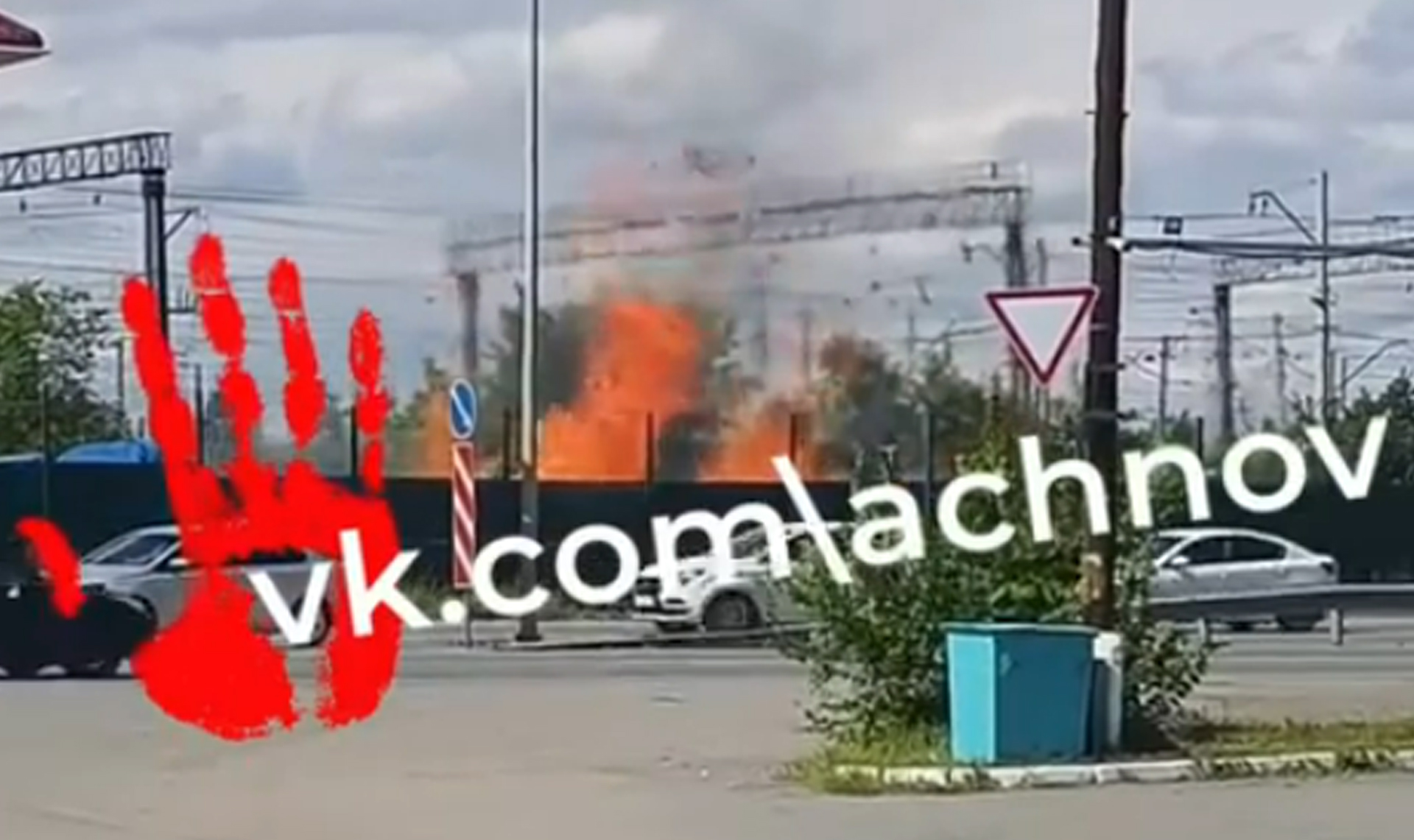 Пожар в районе автодороги Меридиан